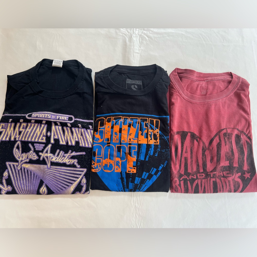 Vintage concert Tees. Smashing pumpkins, citizen cope, Joan Jett & black hearts